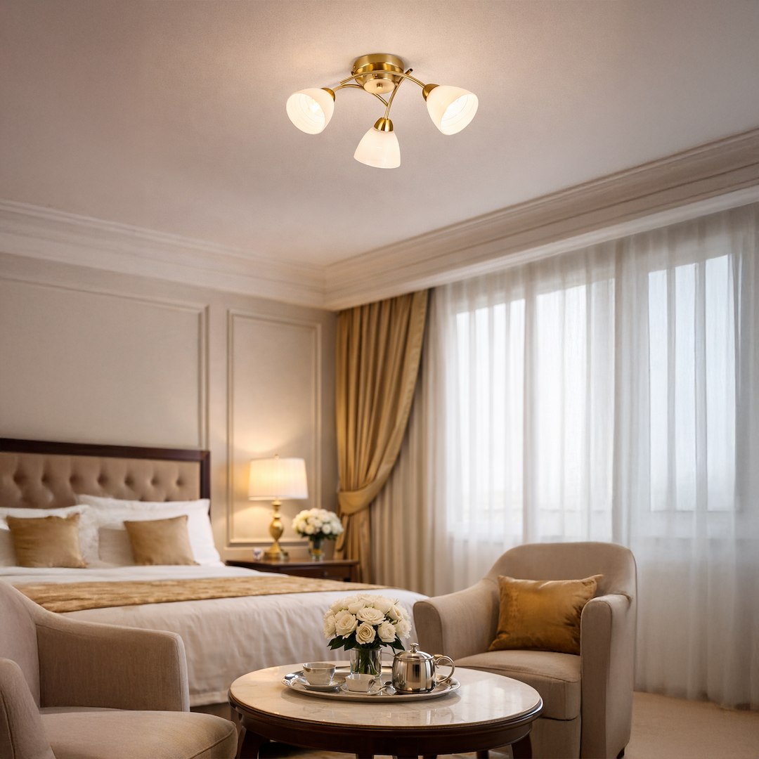 Lampa sufitowa CLARA GOLD 3xE27 Milagro — widok produktu